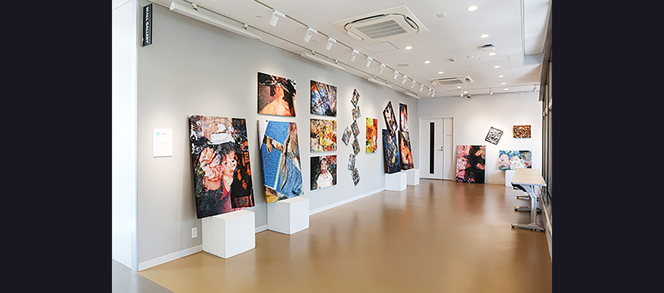 NPI卒業作品展アワード作品を学内にて展示しています